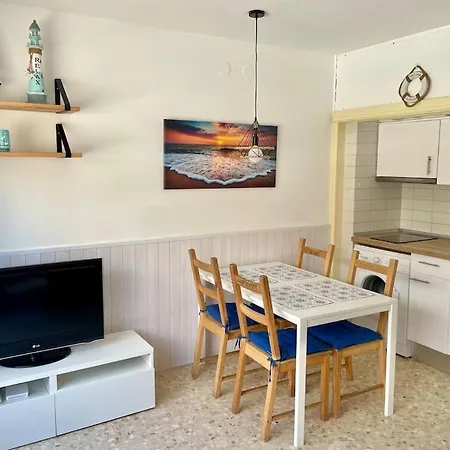 Precioso Apartamento Con 2 Piscinas, Playa Fenals Lloret de Mar